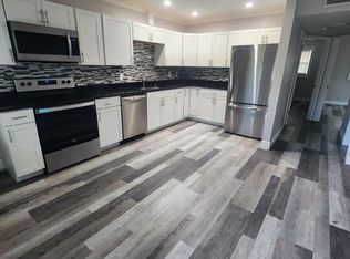 721 1st St APT 3, Indian Rocks Beach, FL 33785