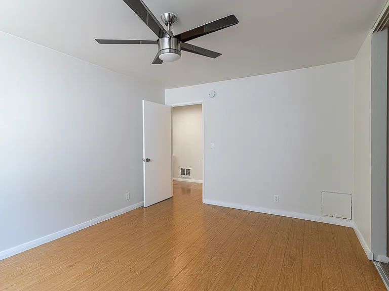 3637 Glendon Ave #105 — Photo 8
