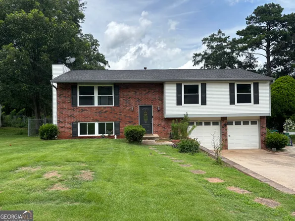 2215 Ranch Trl, Norcross, GA 30071