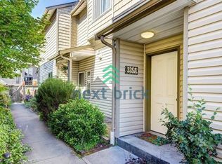 335 N 105th St APT A, Seattle, WA 98133
