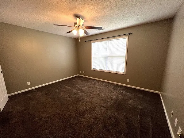 450 Winding Bluff Way — Photo 16