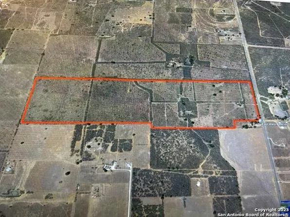 00 Fm 462 South, Yancey, TX 78886