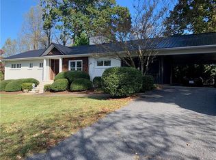 24 37th Ave NW, Hickory, NC 28601