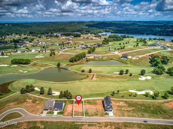 695 Black Bear Cir, Loudon, TN 37774