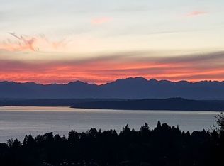 6750 39th Ave SW, Seattle, WA 98136