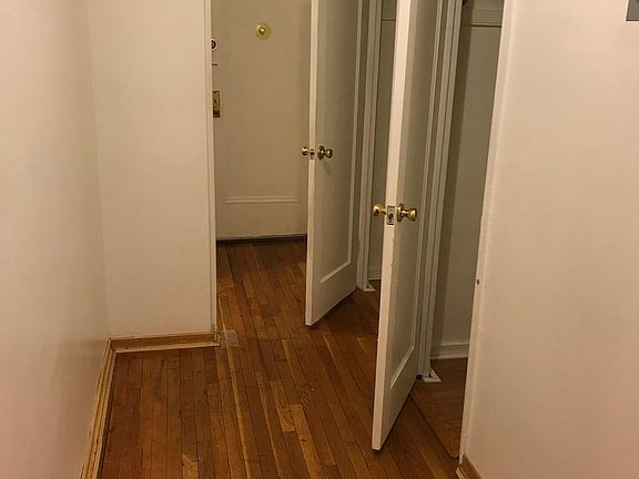 3rd image of 14112 78th Ave APT 1I