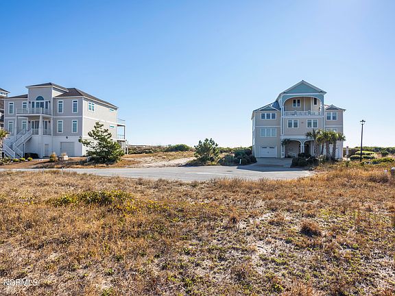 2nd image of 161 Oceanview Ln