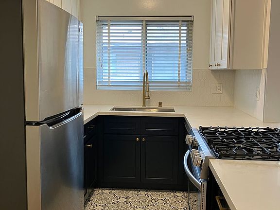 4th image of 801 Idaho Ave #16