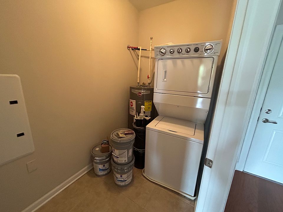 2nd image of 250 South Ave APT 4D
