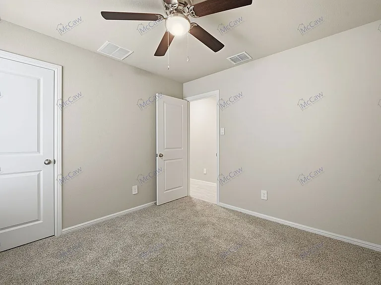 139 Mojave Rd — Photo 17