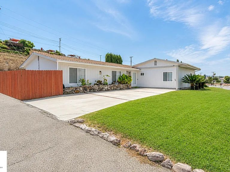 22942 Sunset Crossing Rd — Photo 7