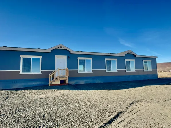 3135 Rawhide St, Silver Springs, NV 89429