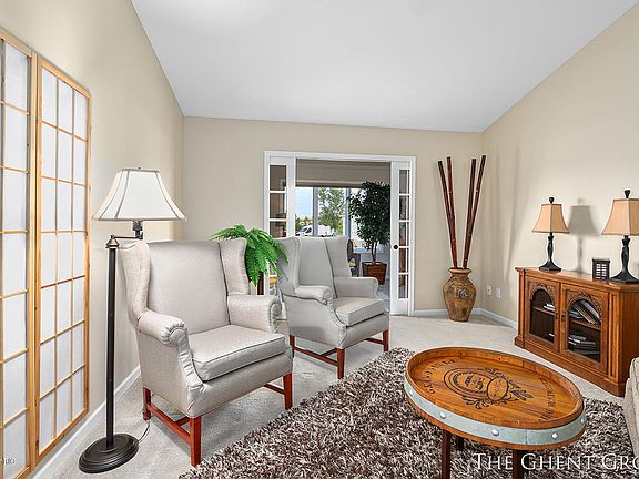 3rd image of 259 S Shoreside Dr SE
