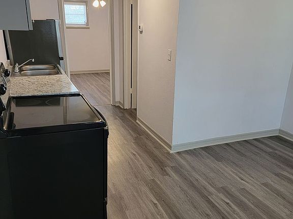 2nd image of 1259 S Elmwood Dr #8