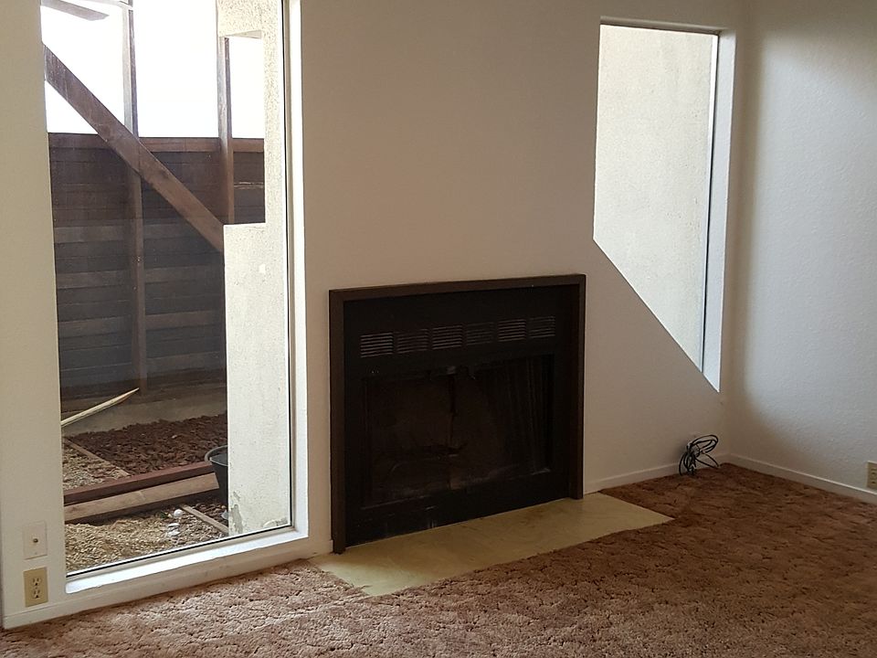 Living room before new flooring.