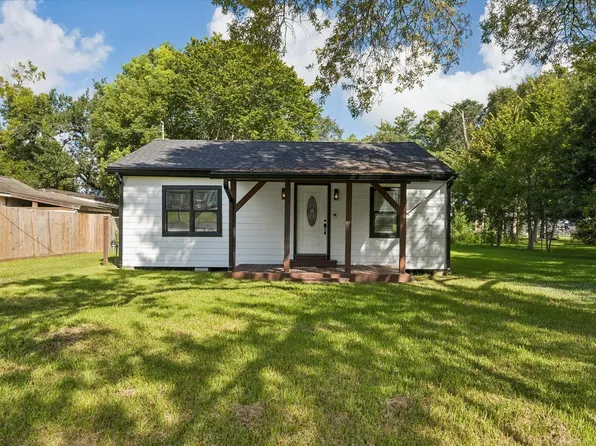312 Steddum Dr, League City, TX 77573