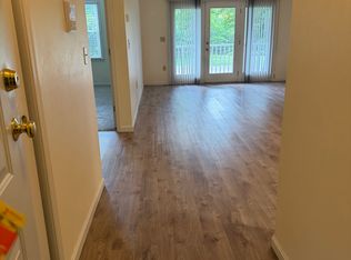 690 S Porter St APT 19, Manchester, NH 03103