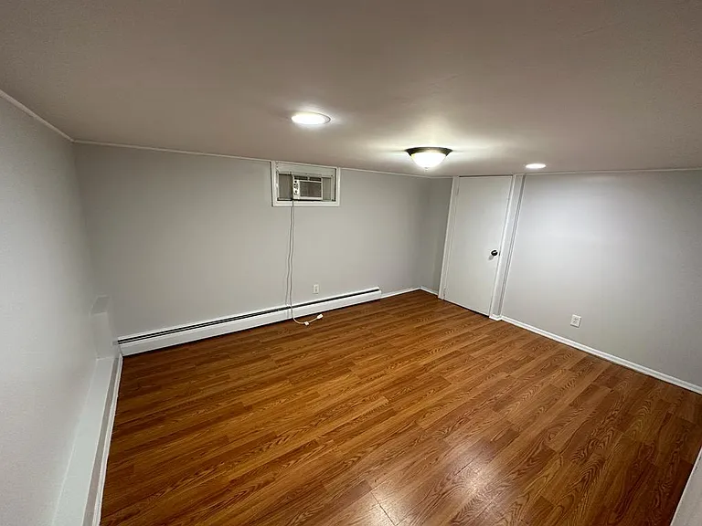 1114 Old Freehold Rd — Photo 27