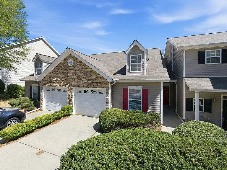 259 Derby Ct — Photo 2