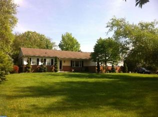 3342 Garnet Mine Rd, Garnet Valley, PA 19060