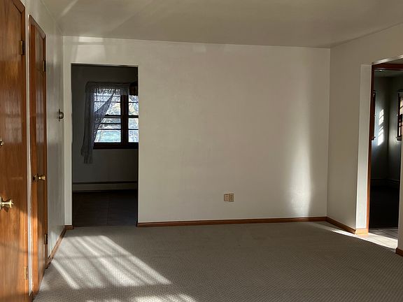 2nd image of 1413 Stevenson Rd #4