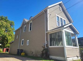 1906 Ellis St, Dubuque, IA 52001