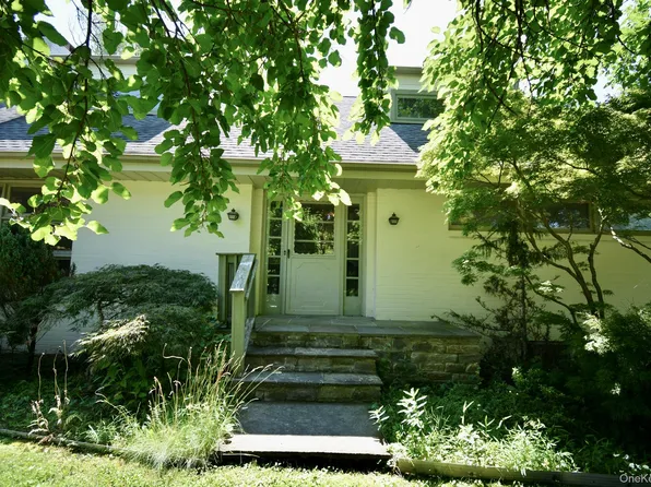 12 Ciferri Drive, Millbrook, NY 12545