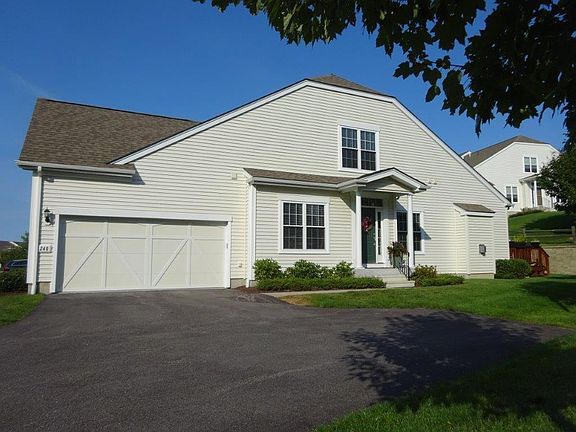 4th image of 240 Hampton Way #103