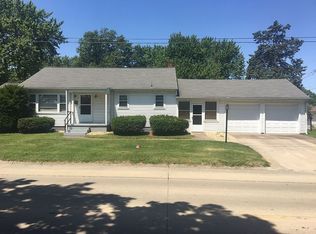 100 N Pleasant Ave, Centralia, IL 62801
