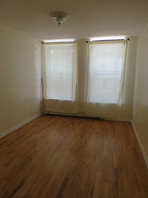 Rented by Space Real Estate | media 72