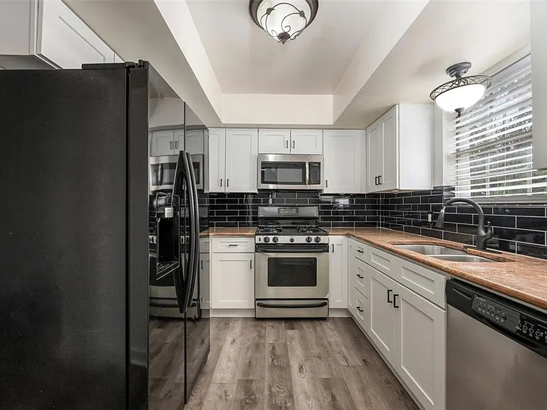 6107 Bullard Dr #A — Photo 18
