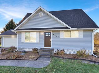 4504 American Heritage Rd, Grand Blanc, MI 48439