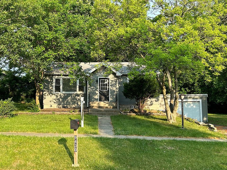 1st image of 9430 S 82nd Ct