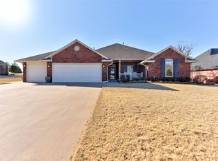 4401 W Canyon Rd, Guthrie, OK 73044