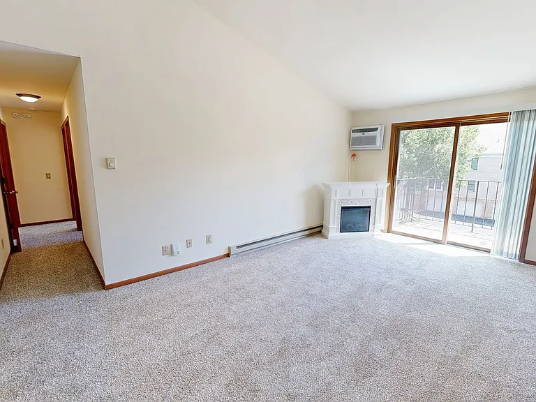 High Point Commons Apartments — Photo 56