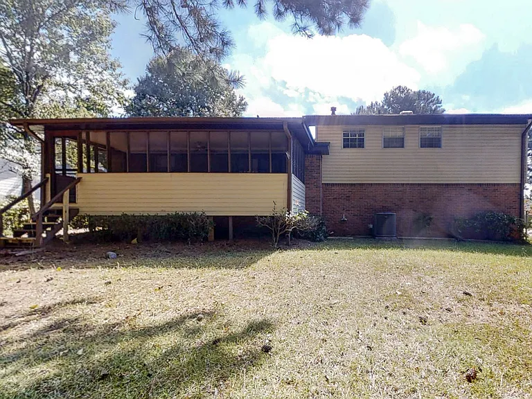 Botany Dr — Photo 3