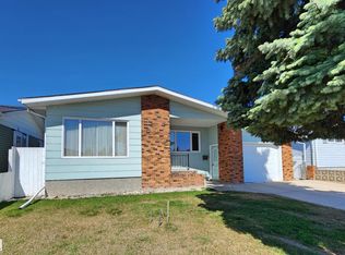 5118 49th Ave, Elk Pt, AB T0A1A0