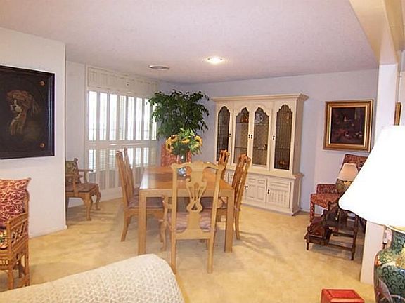 3rd image of 3950 Ligustrum Dr