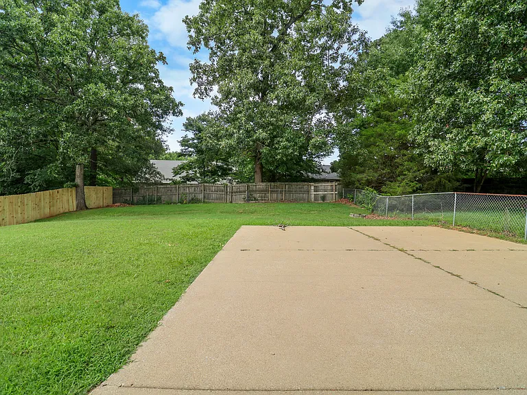 931 Poppy Dr — Photo 27