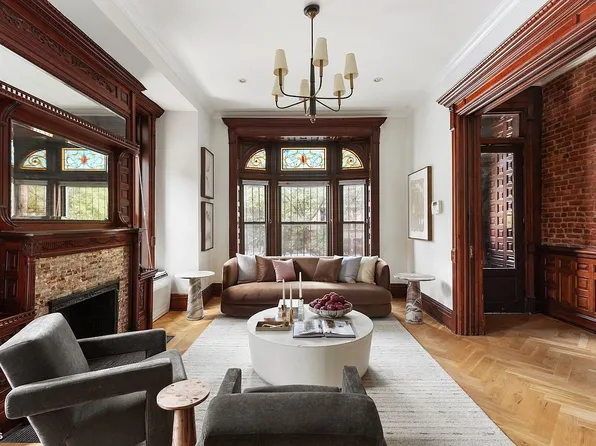 272 Jefferson Ave, Brooklyn, NY 11216