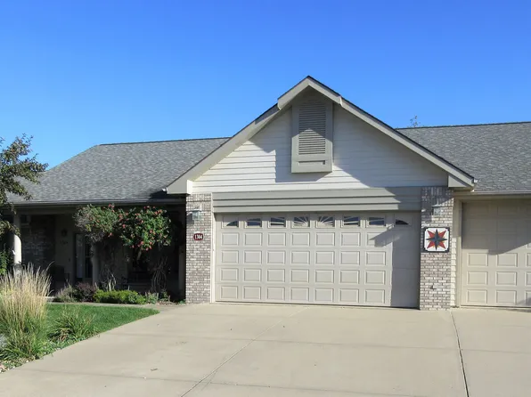 1304 W 17th St, Yankton, SD 57078