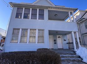 2125 E Main St, Bridgeport, CT