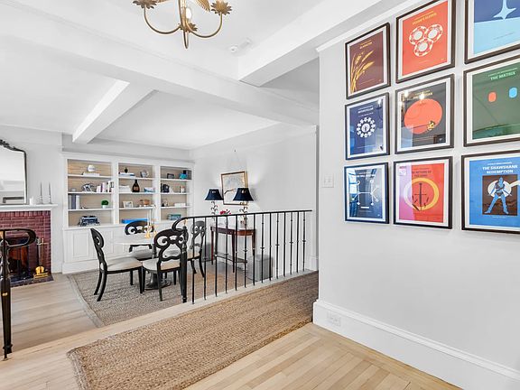 5th image of 45 Christopher St APT 7G