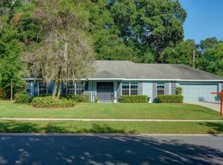 2901 Forest Cir, Seffner, FL 33584