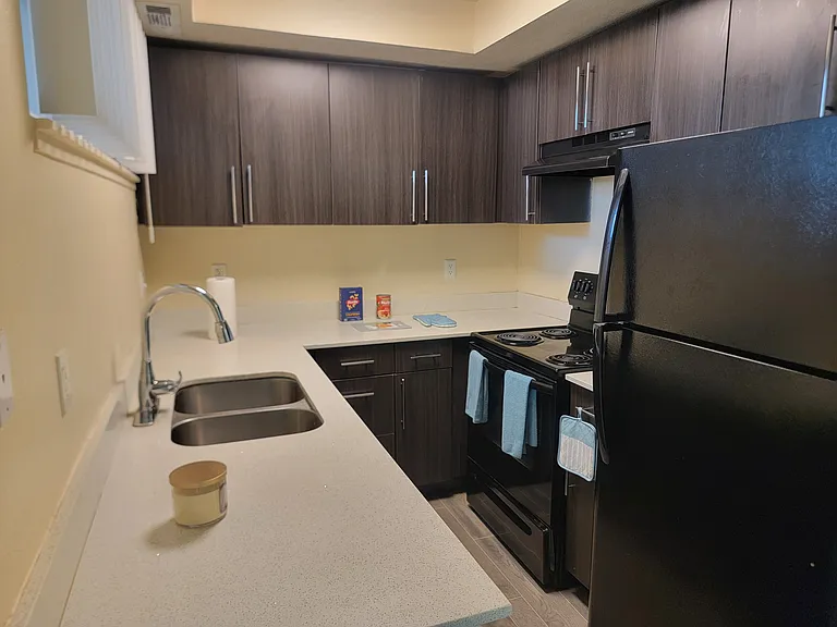 Covewood Village Apartments — Photo 16