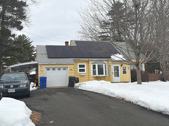 3rd image of 140 Acrebrook Rd