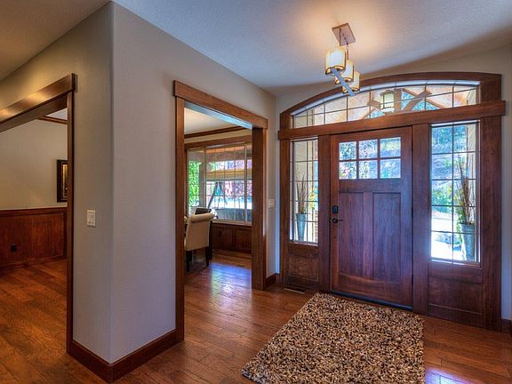 3rd image of 125 N Bella Lago Ln