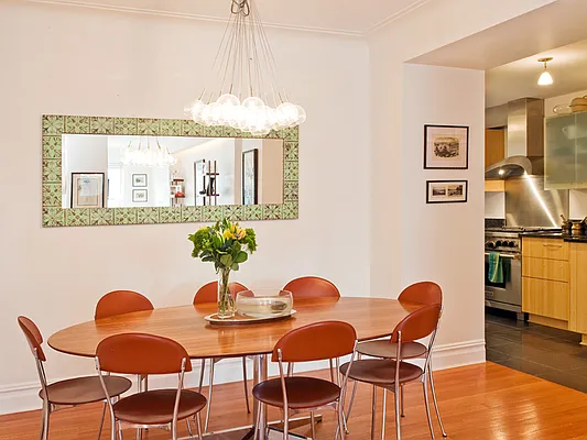 Sold by Sotheby's International Realty | media 11