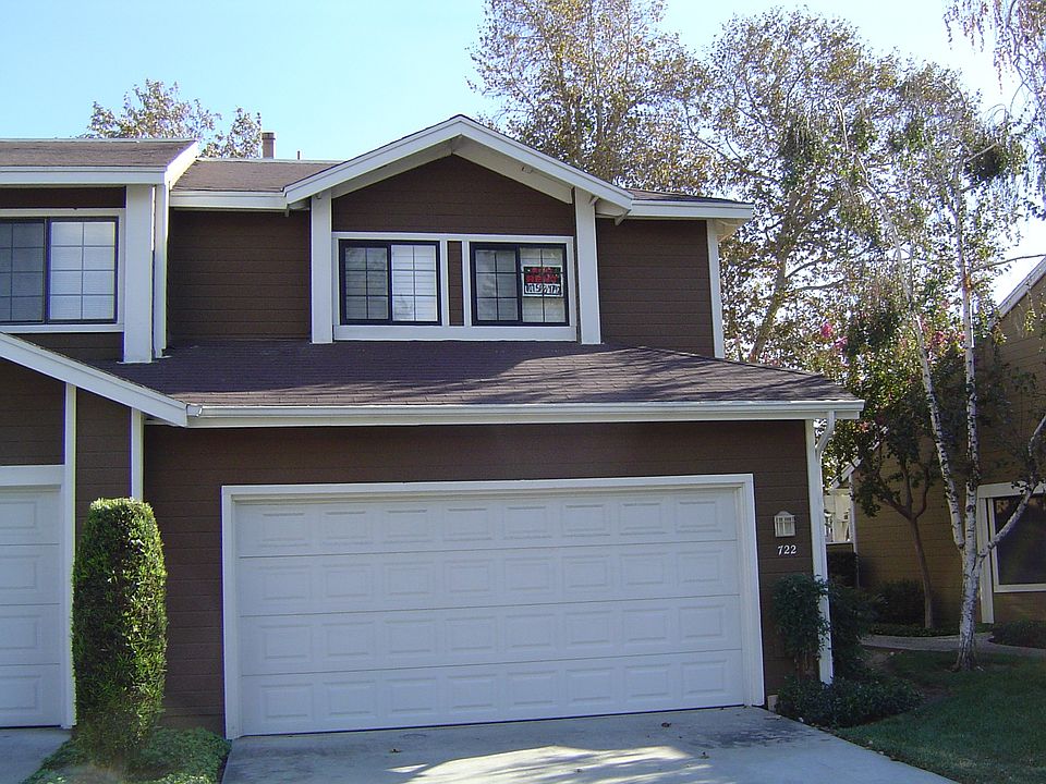 1st image of 722 Lander Cir