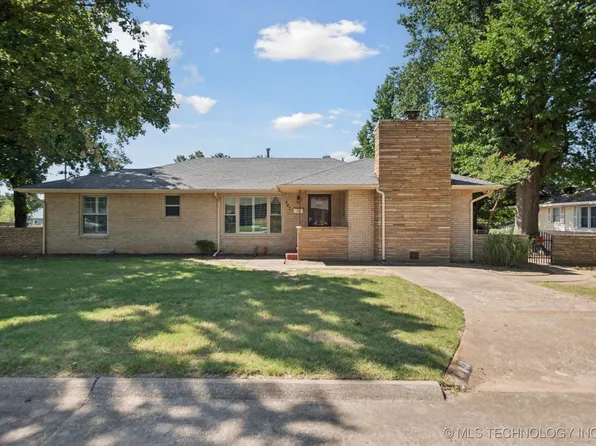 843 E 4th St, Cushing, OK 74023